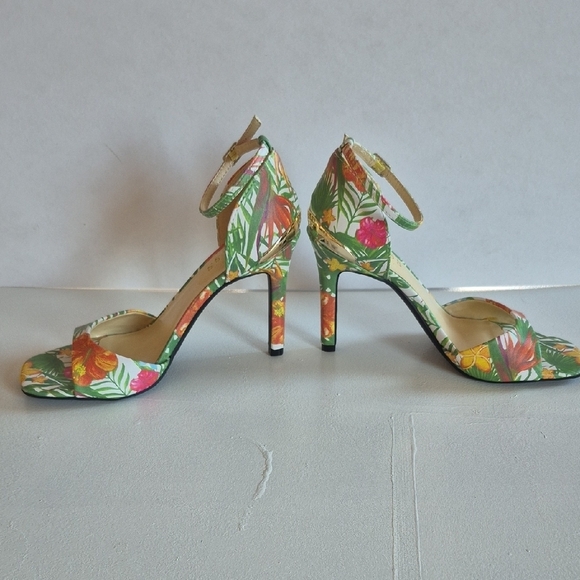 Guess Green and Pink Stiletto Heels with Ankle Strap - Picture 3 of 7